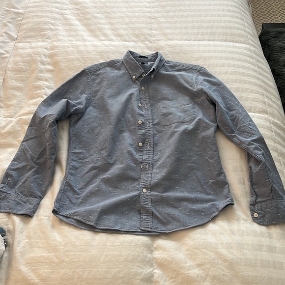 J Crew button down with pocket. Slim - Picture 2 of 4